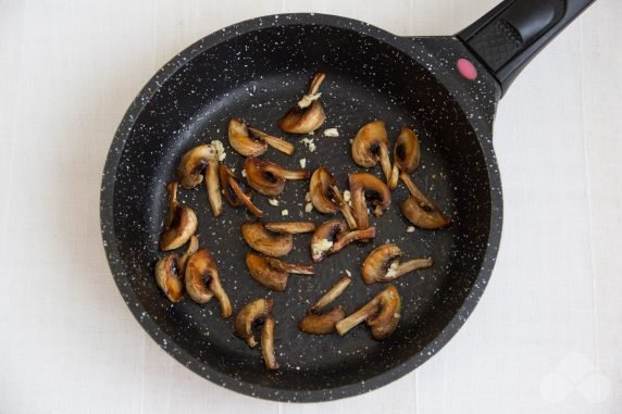 Mushroom sandwiches: photo of recipe preparation, step 3