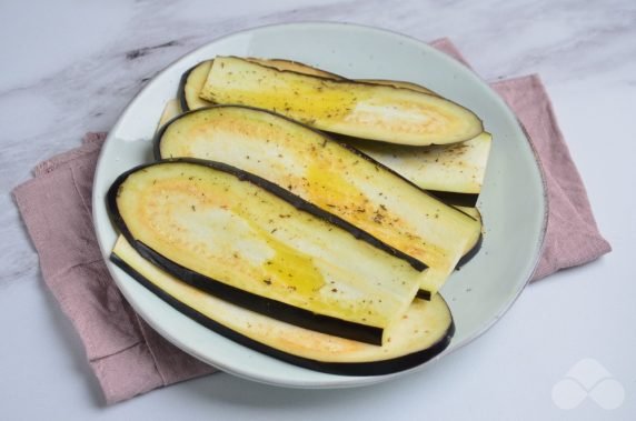 Eggplant rolls with cottage cheese: photo of recipe preparation, step 1