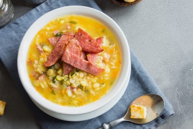 Pea soup with sausage in a slow cooker – a simple and delicious recipe, how to cook step by step