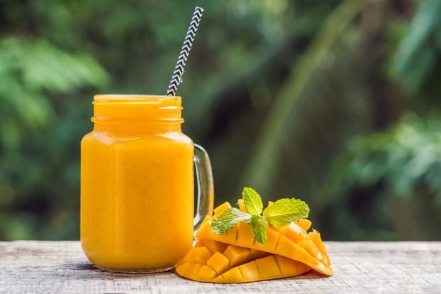 Mango smoothie – a simple and delicious recipe, how to cook step by step