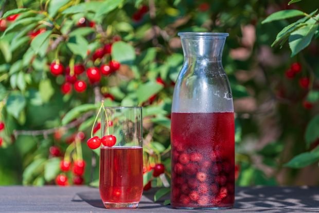 Summer berry compote – a simple and delicious recipe, how to cook step by step