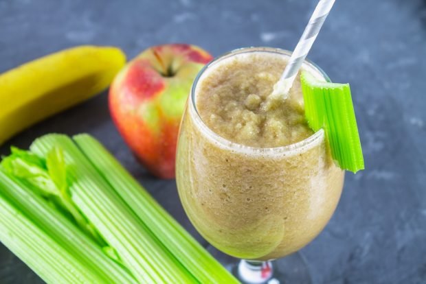 Celery and banana smoothie – a simple and delicious recipe, how to cook step by step