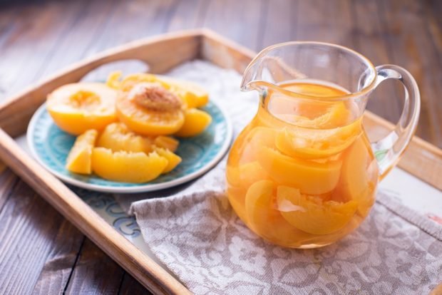 Compote of peaches and apricots is a simple and delicious recipe, how to cook step by step