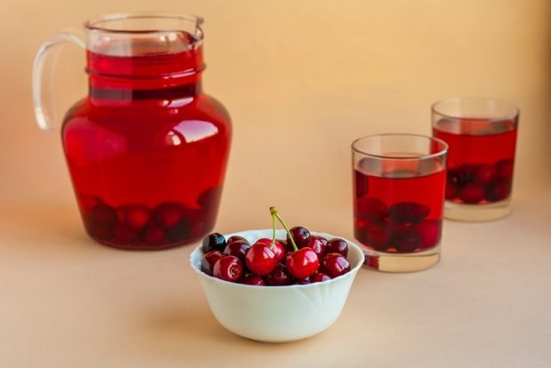 Cherry-cranberry compote – a simple and delicious recipe, how to cook step by step