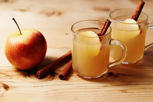 Apple compote with honey is a simple and delicious recipe, how to cook step by step