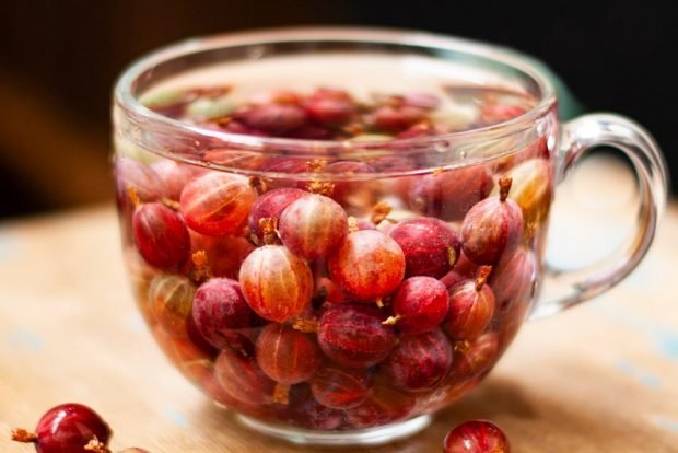 Gooseberry compote with honey and cinnamon – a simple and delicious recipe, how to cook step by step