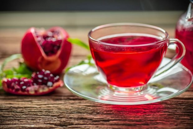 Pomegranate tea is a simple and delicious recipe, how to cook step by step