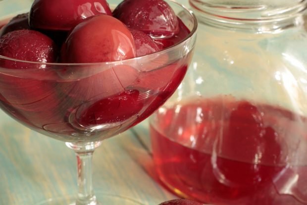 Plum compote without sugar is a simple and delicious recipe, how to cook step by step