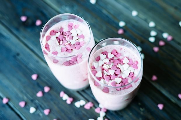 Bubble gum milkshake – a simple and delicious recipe, how to cook step by step