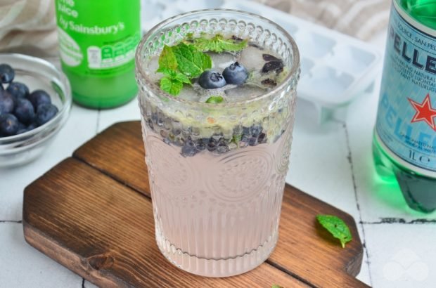 Blueberry mojito is a simple and delicious recipe with photos (step by step) Blueberry mojito is a simple and delicious recipe with photos (step by step)