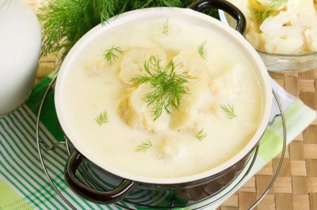 Milk soup with cauliflower and potatoes is a simple and delicious recipe, how to cook step by step