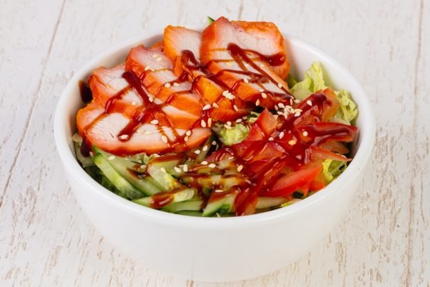 Salad with smoked chicken and teriyaki sauce – a simple and delicious recipe, how to cook step by step