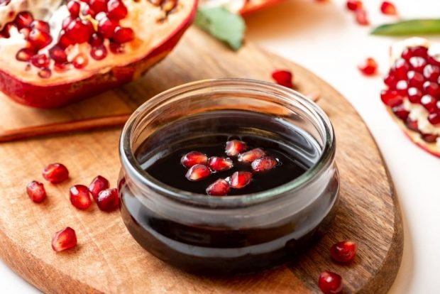 Pomegranate sauce for duck is a simple and delicious recipe, how to cook step by step