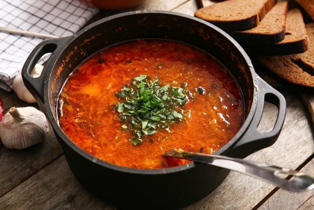 Borscht with tomato sauce – a simple and delicious recipe, how to cook step by step