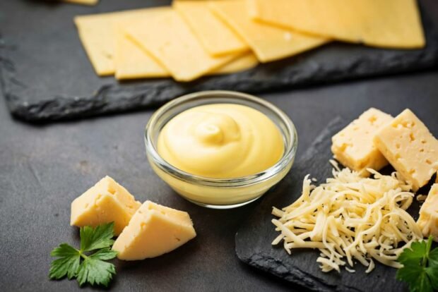 Cheese sauce – a simple and delicious recipe, how to cook step by step