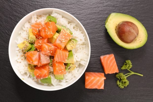 Poke with salmon, avocado and rice – a simple and delicious recipe, how to cook step by step