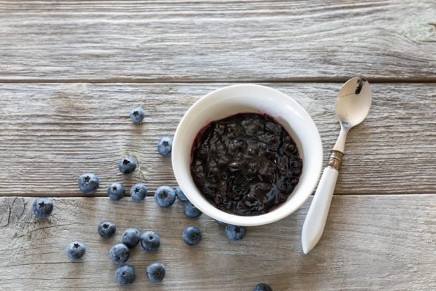 Blueberry sauce for meat is a simple and delicious recipe, how to cook step by step