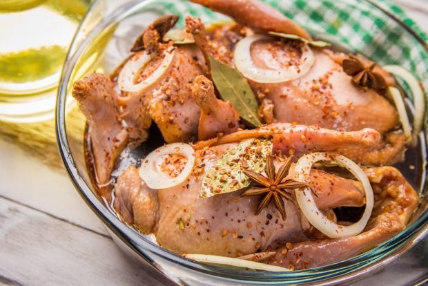 Marinade for quails in the oven is a simple and delicious recipe, how to cook step by step