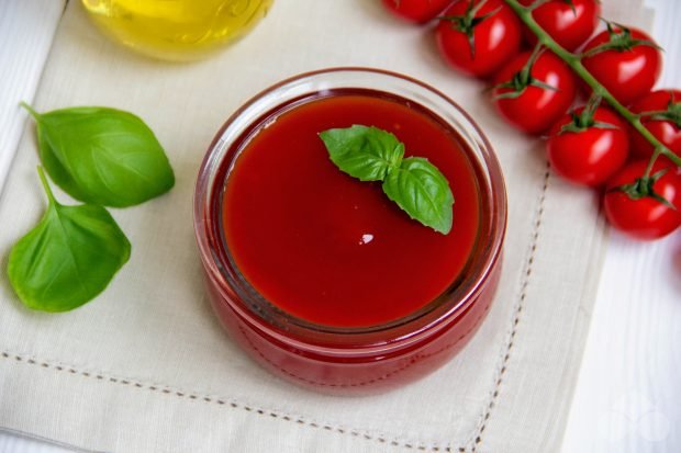 Sweet and sour sauce – a simple and delicious recipe with photos (step by step)