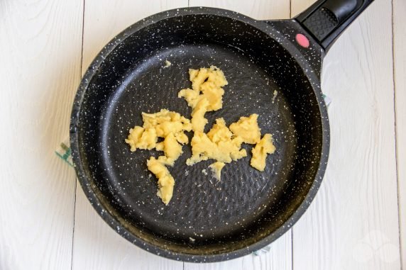 Bechamel sauce with cream: photo of recipe preparation, step 3