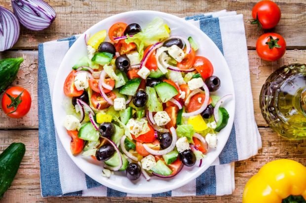 Greek salad with lemon juice and mustard – a simple and delicious recipe, how to cook step by step