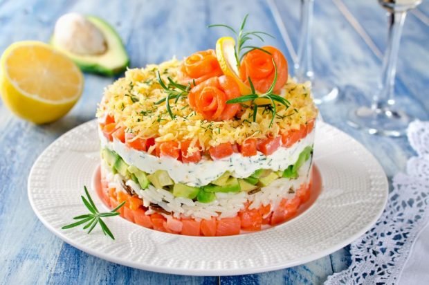 Puff salad with red fish and avocado – a simple and delicious recipe, how to cook step by step