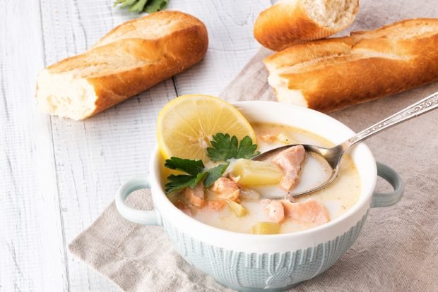 Salmon soup with cheese – a simple and delicious recipe, how to cook step by step