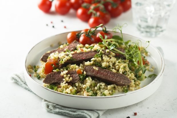 Salad with beef and couscous – a simple and delicious recipe, how to cook step by step