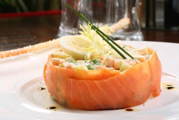 Olivier with salmon – a simple and delicious recipe, how to cook step by step