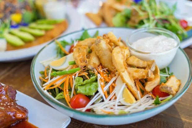 Deep–fried mushroom salad - a simple and delicious recipe, how to cook step by step