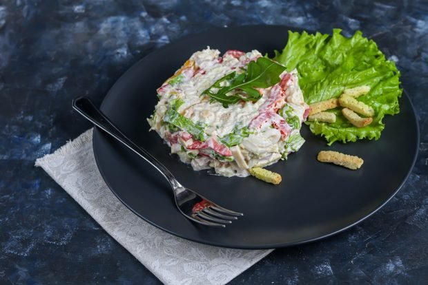 Salad with ham, Peking cabbage and crackers – a simple and delicious recipe, how to cook step by step