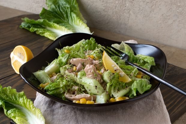 Salad with lettuce and cod liver is a simple and delicious recipe for how to cook step by step