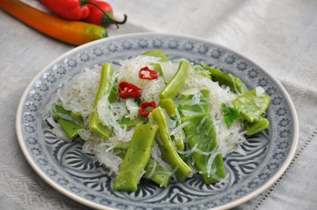 Salad with funchosa, string beans and hot pepper is a simple and delicious recipe how to cook step by step