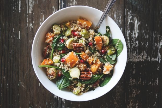 Salad with Brussels sprouts, pumpkin and nuts – a simple and delicious recipe, how to cook step by step