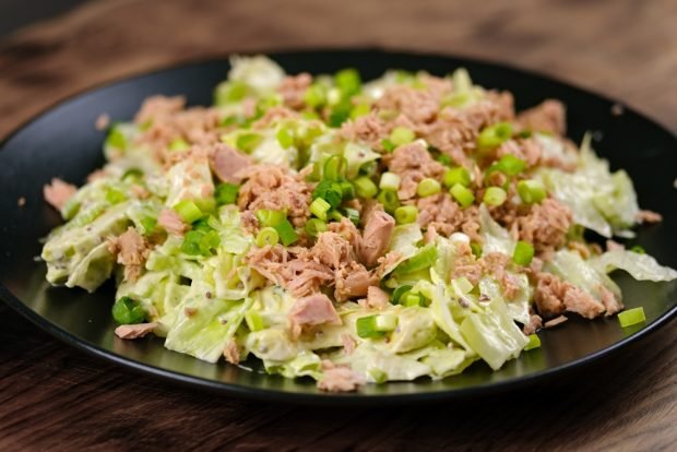 Salad with Peking cabbage and canned fish – a simple and delicious recipe, how to cook step by step