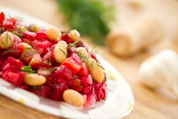 Salad with beetroot and boiled beans – a simple and delicious recipe, how to cook step by step