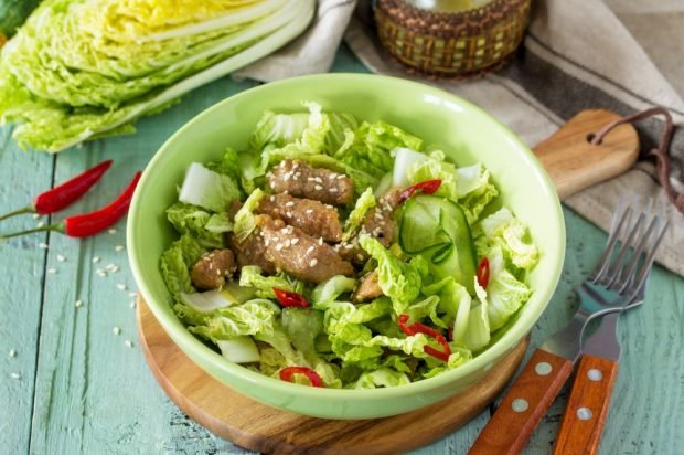 Salad of Peking cabbage, beef and hot pepper is a simple and delicious recipe, how to cook step by step