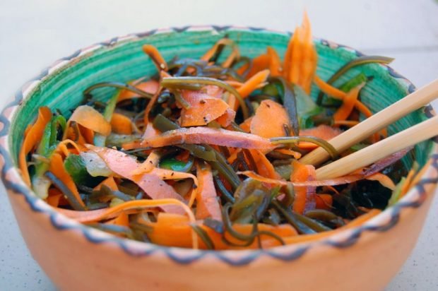 Spicy salad of seaweed and carrots – a simple and delicious recipe, how to cook step by step