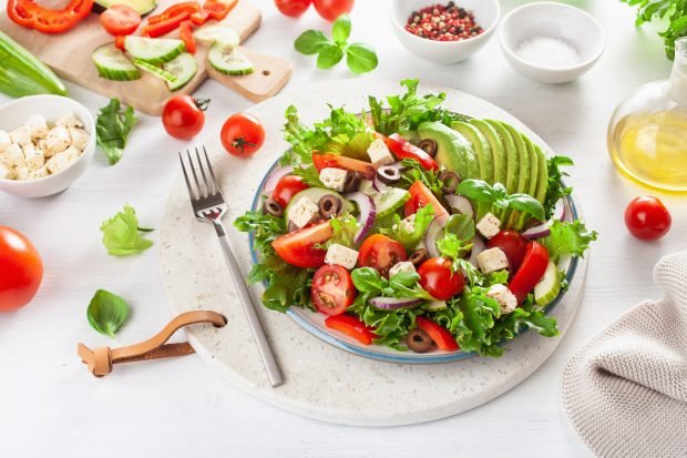 Greek salad with avocado