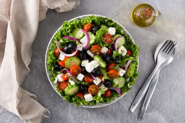 Greek salad with sheep's cheese – a simple and delicious recipe, how to cook step by step