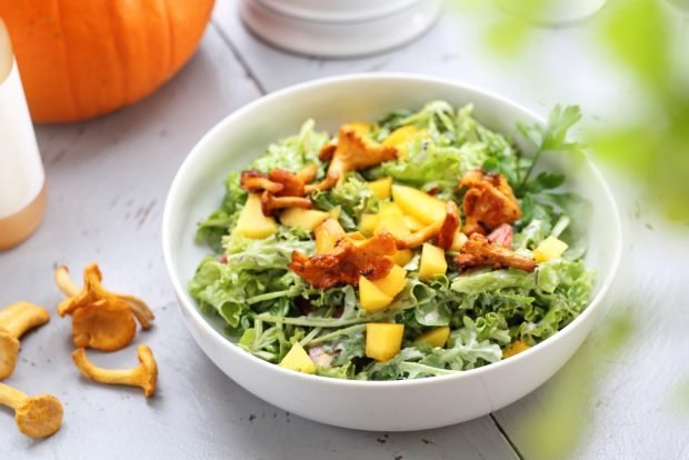 Salad with chanterelles and pumpkin – a simple and delicious recipe, how to cook step by step