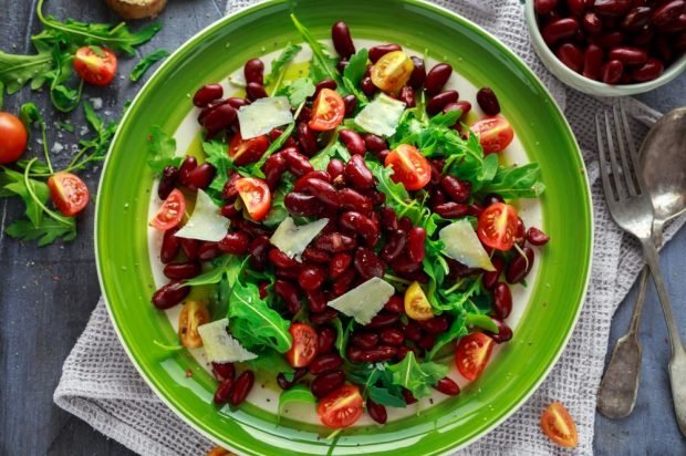 Salad with red beans, arugula, cherry tomatoes and parmesan – a simple and delicious recipe, how to cook step by step