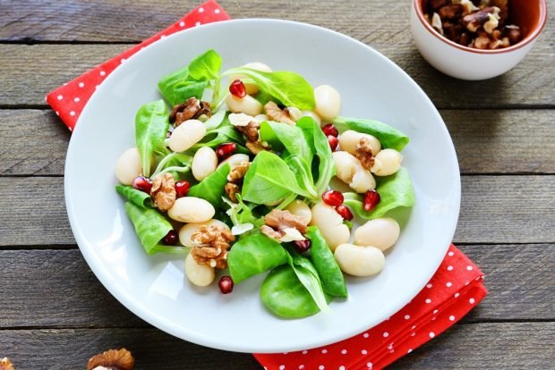 Salad with beans and spinach – a simple and delicious recipe, how to cook step by step