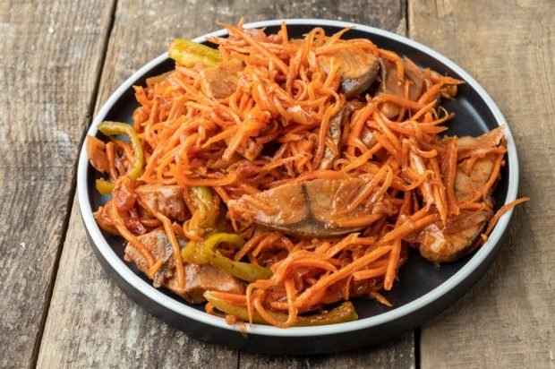 Salad of pickled fish, bell pepper and Korean carrots – a simple and delicious recipe, how to cook step by step