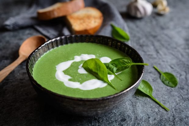 Spinach cream soup is a simple and delicious recipe, how to cook step by step