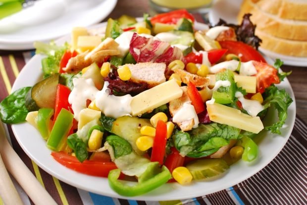 Salad with chicken, vegetables and cheese – a simple and delicious recipe, how to cook step by step