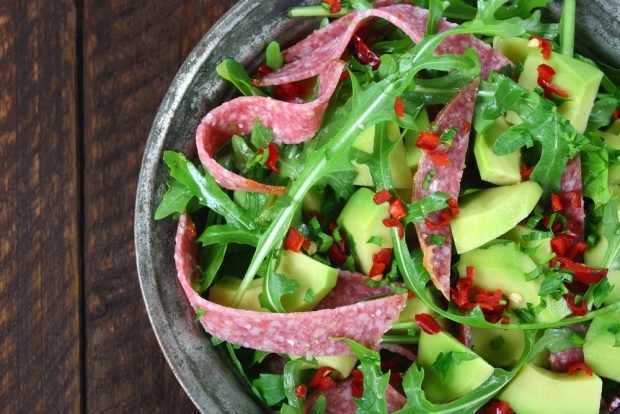 Salad with avocado and smoked sausage – a simple and delicious recipe, how to cook step by step