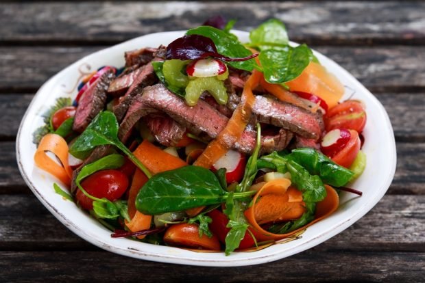 Salad with beef and carrots – a simple and delicious recipe, how to cook step by step