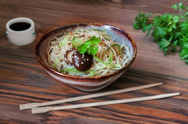 Salad with funchosa, shiitake and vegetables is a simple and delicious recipe, how to cook step by step