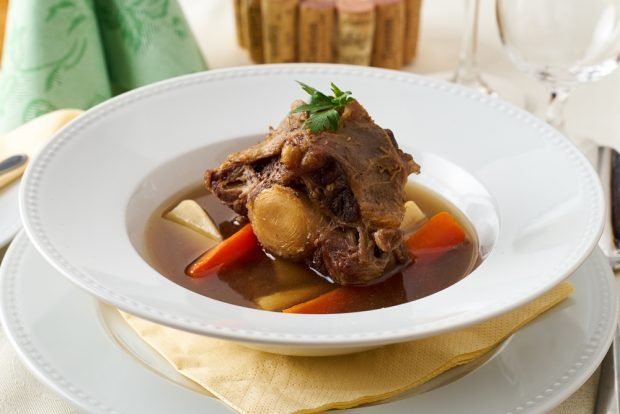 Beef tail broth is a simple and delicious recipe, how to cook step by step